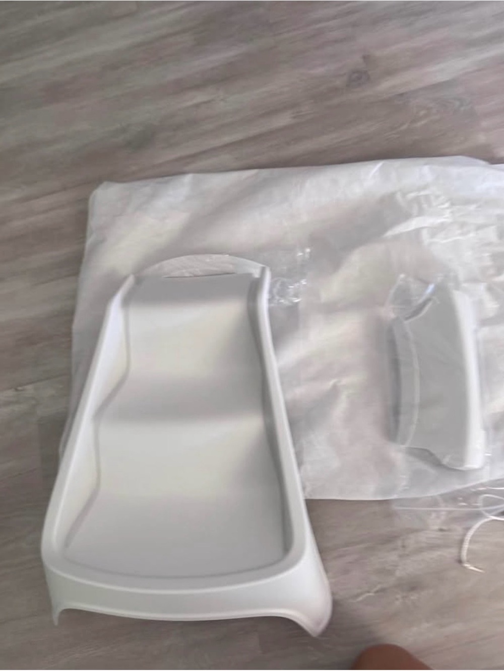 Litter Robot 4 Ramp/Stairs - Picture 2 of 3